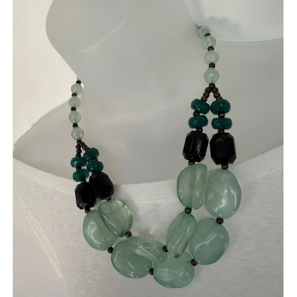 Chunky Beaded Necklace Seafoam Green Teal Black Multi Strand Toggle Chic 103-167